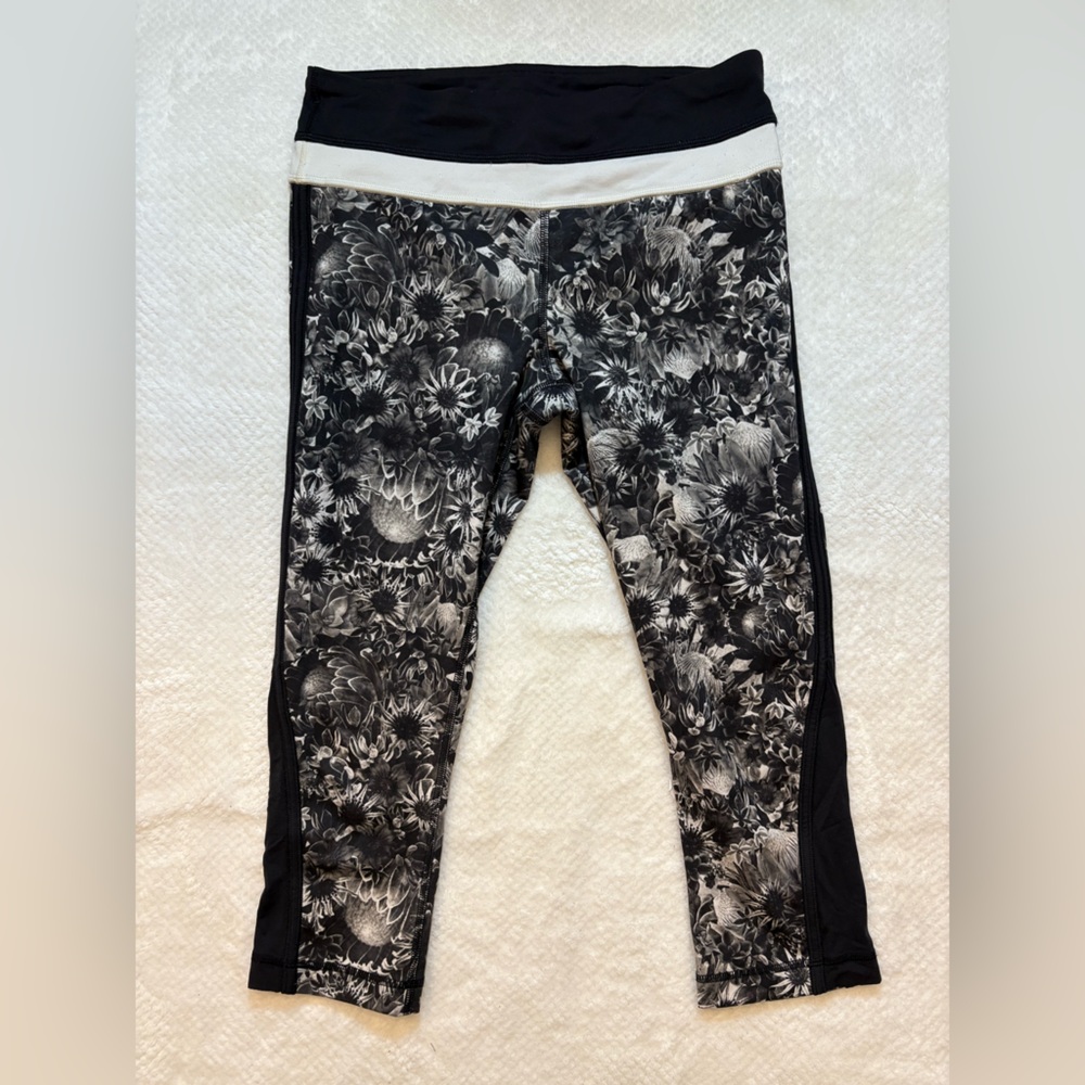 lululemon Run: Inspire Crop Floral Leggings Size 4
